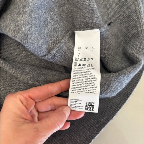 HUGO BOSS $199 Wool Cashmere Men Sweater with Zip Neck Grey Size L
